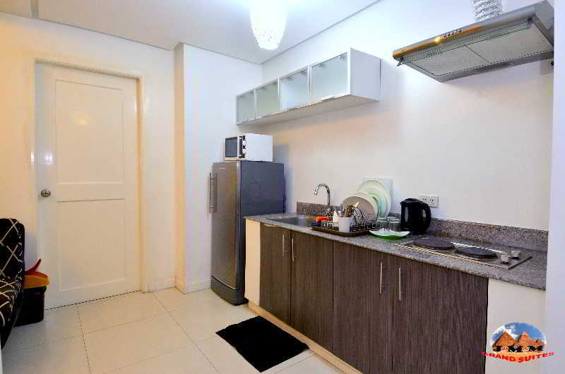 Jmm Apartment Suites Manila Eksteriør billede