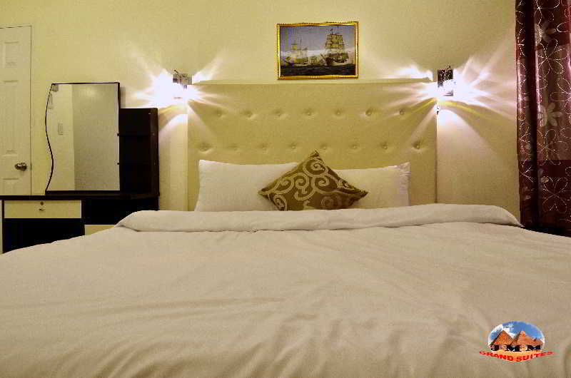 Jmm Apartment Suites Manila Eksteriør billede